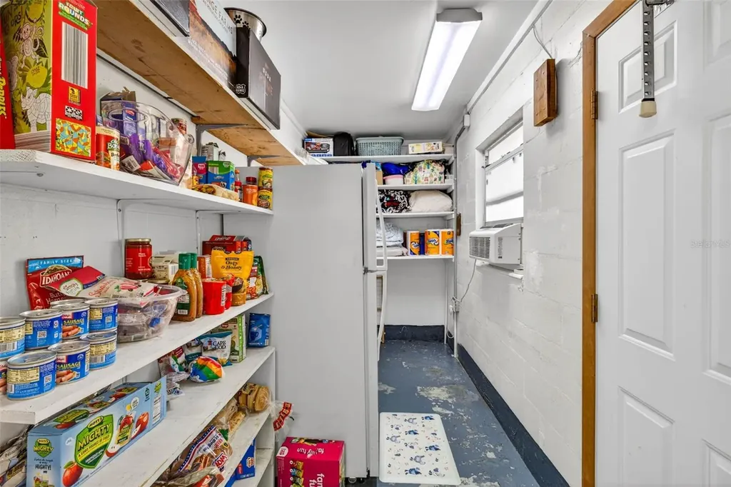 5068 Lakewood Drive Dade City FL 33523
