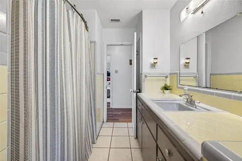 5068 Lakewood Drive Dade City FL 33523