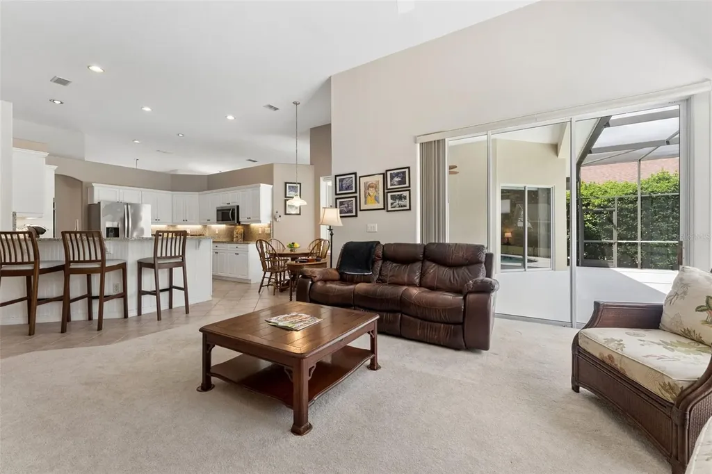 3865 Winding Lake Circle Orlando FL 32835