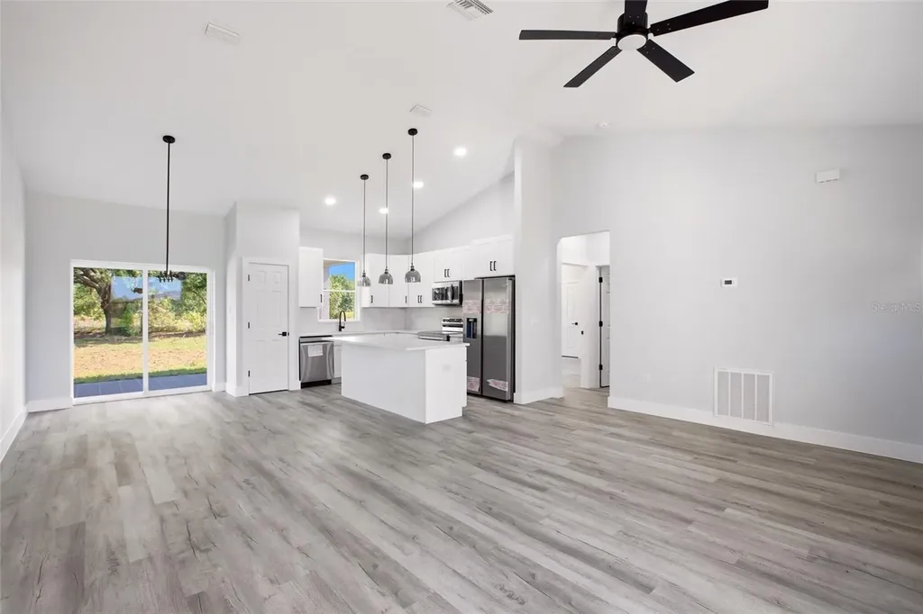 1313 Blue Heron Drive Sebring FL 33876