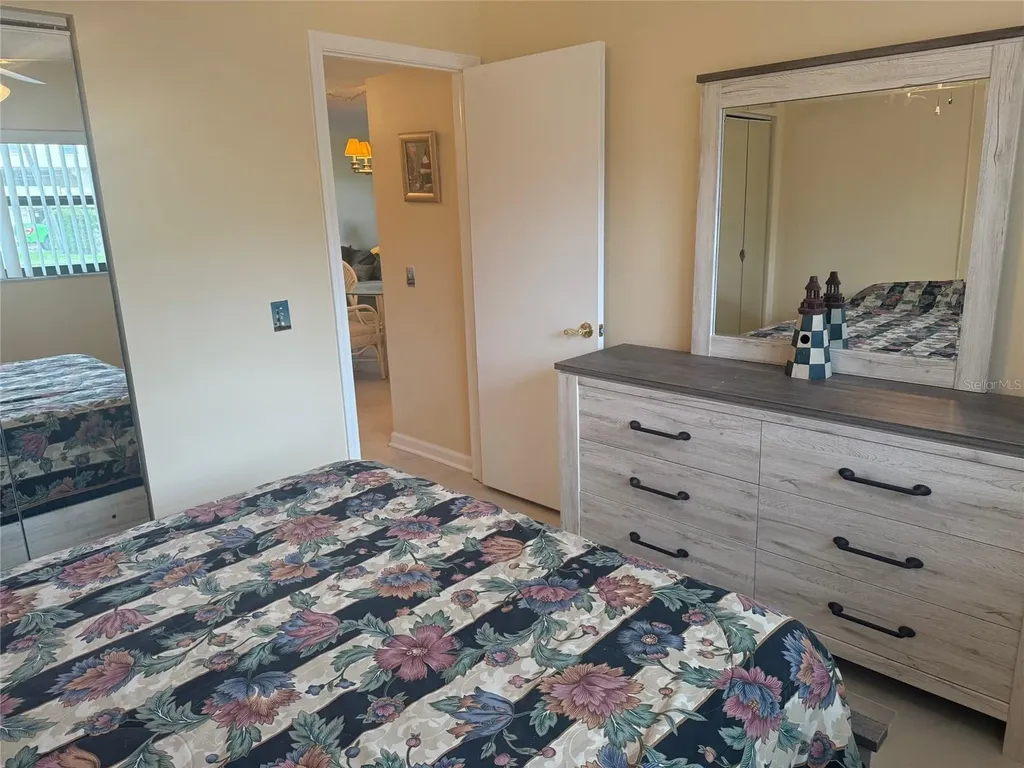 6180 Sun Boulevard St Petersburg FL 33715