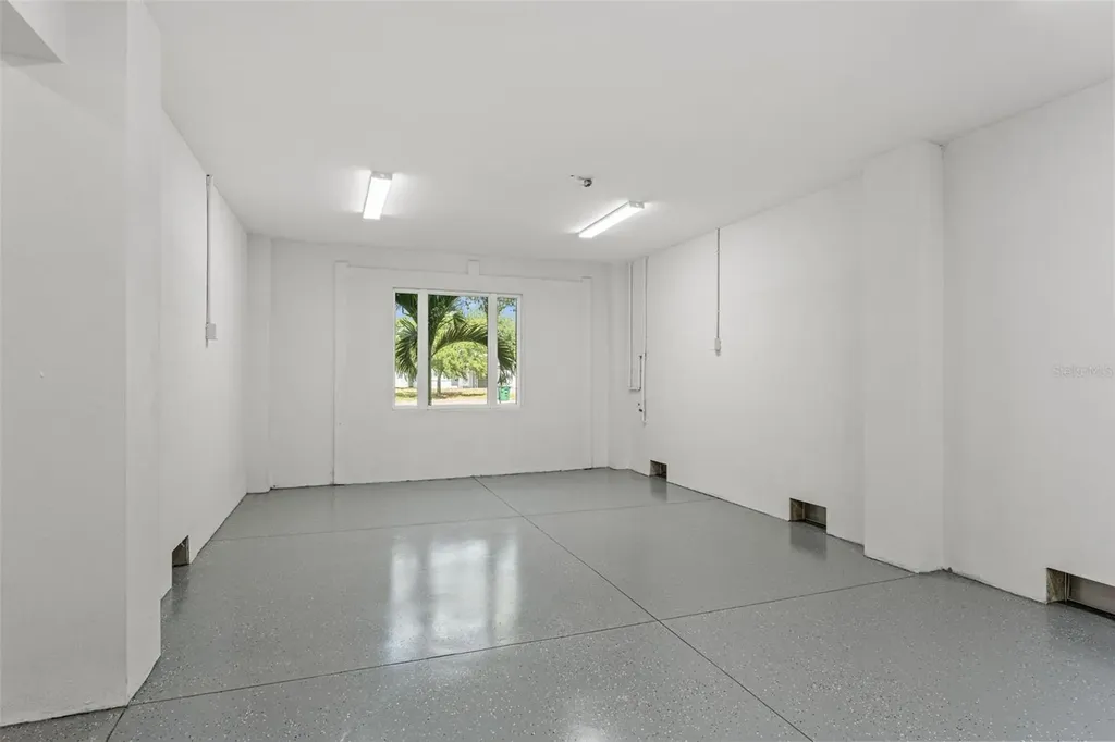 500 E Davis Boulevard Tampa FL 33606
