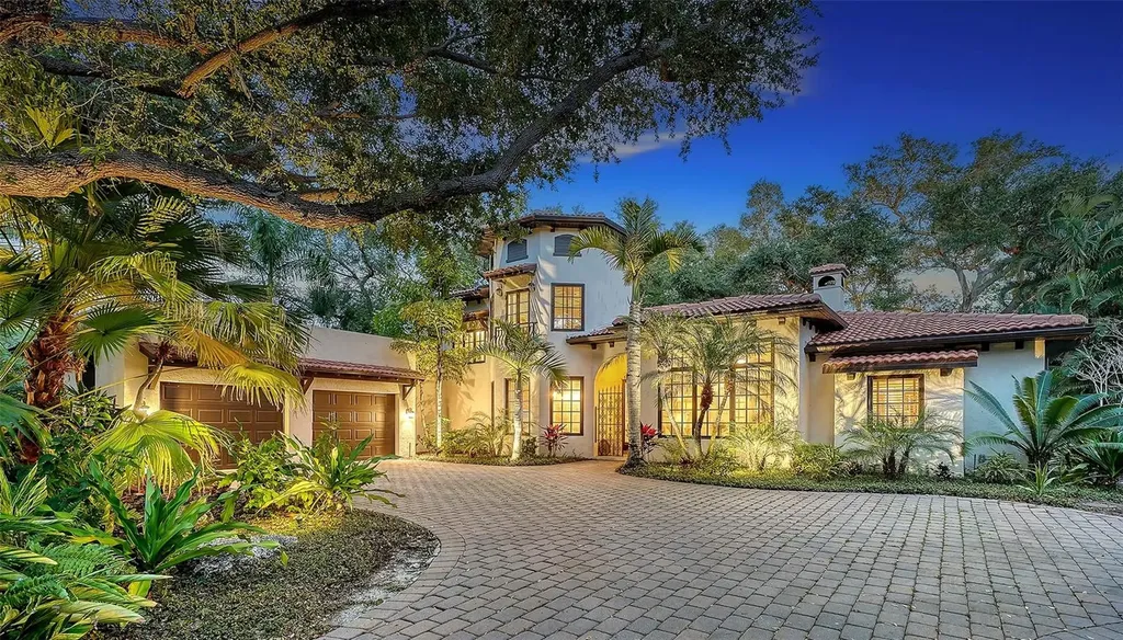 922 Indian Beach Drive Sarasota FL 34234