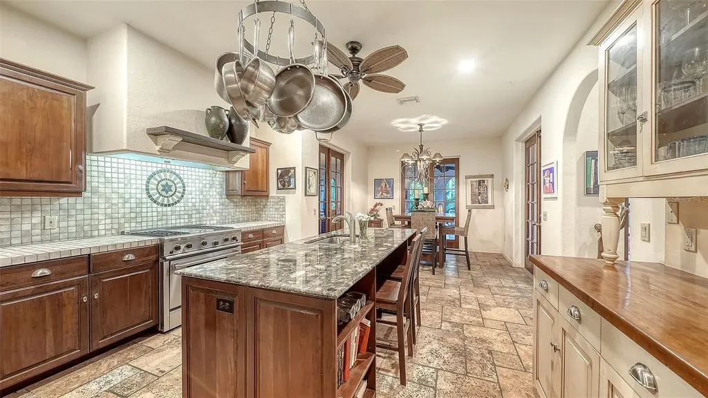 922 Indian Beach Drive Sarasota FL 34234
