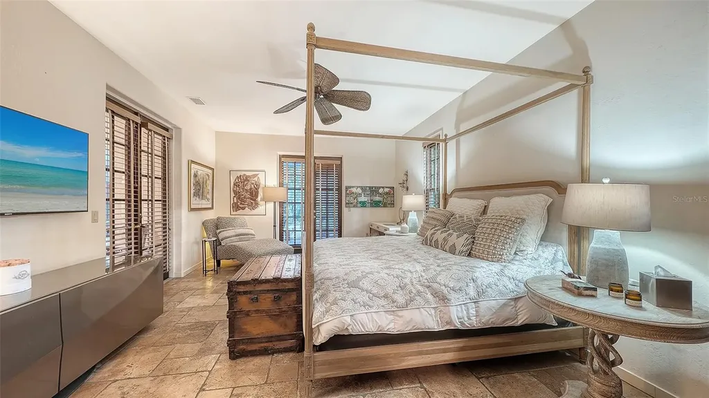 922 Indian Beach Drive Sarasota FL 34234