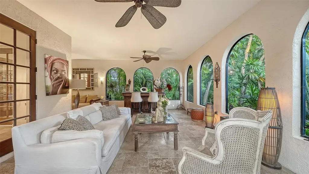 922 Indian Beach Drive Sarasota FL 34234
