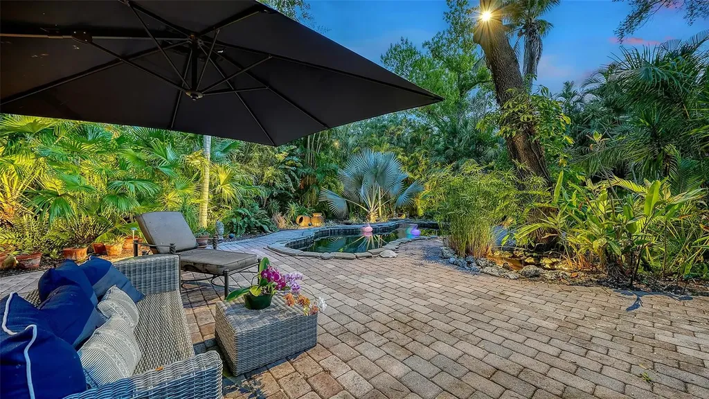 922 Indian Beach Drive Sarasota FL 34234