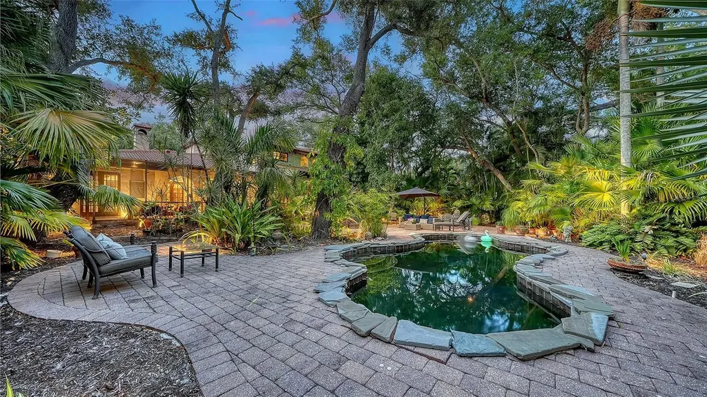 922 Indian Beach Drive Sarasota FL 34234