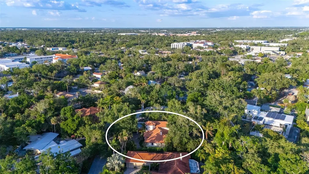 922 Indian Beach Drive Sarasota FL 34234