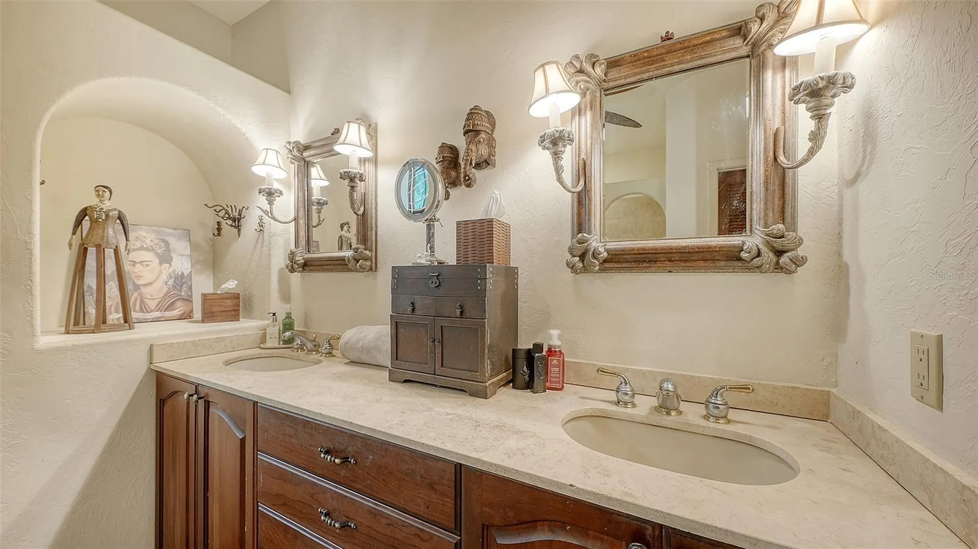 922 Indian Beach Drive Sarasota FL 34234