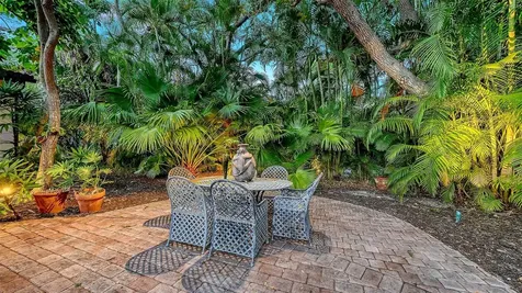 922 Indian Beach Drive Sarasota FL 34234