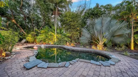 922 Indian Beach Drive Sarasota FL 34234