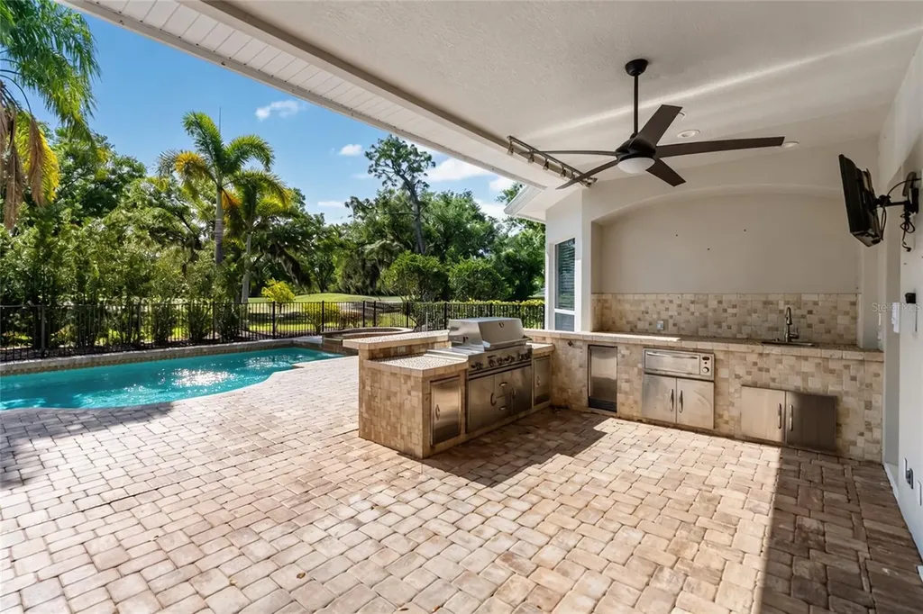 6911 Riversedge Street Circle Bradenton FL 34202
