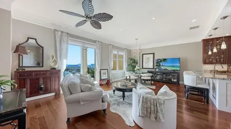 750 N Tamiami Trail Sarasota FL 34236