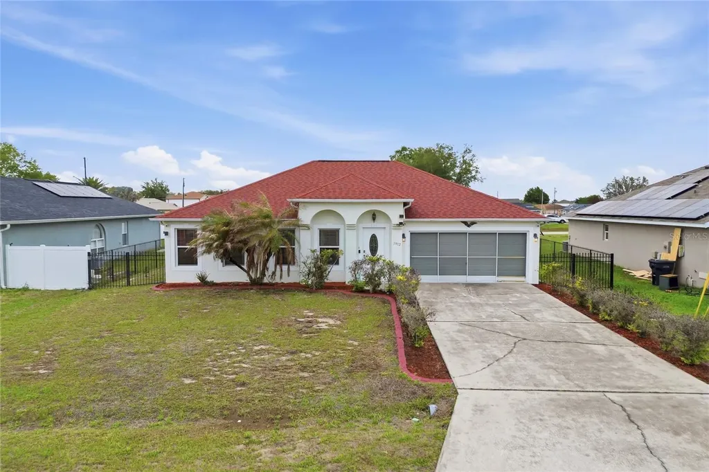 1912 Lakeview Place Kissimmee FL 34759