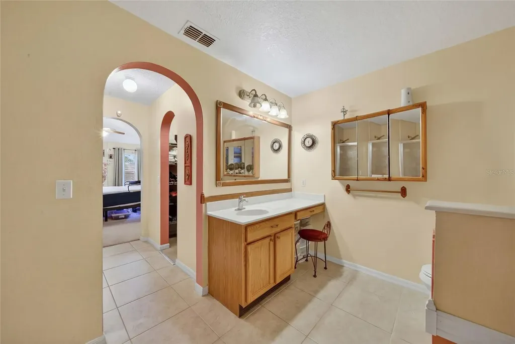 1912 Lakeview Place Kissimmee FL 34759