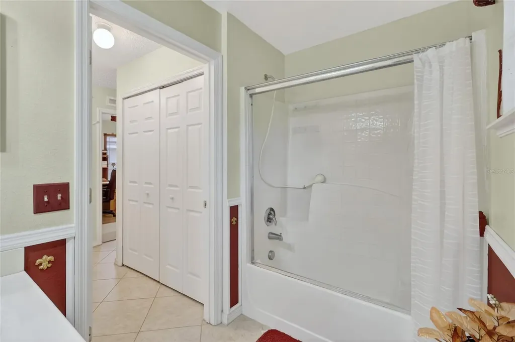 1912 Lakeview Place Kissimmee FL 34759