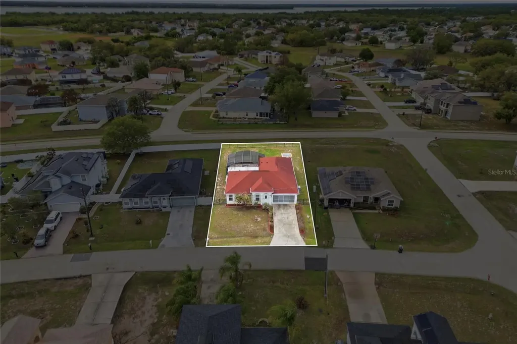 1912 Lakeview Place Kissimmee FL 34759