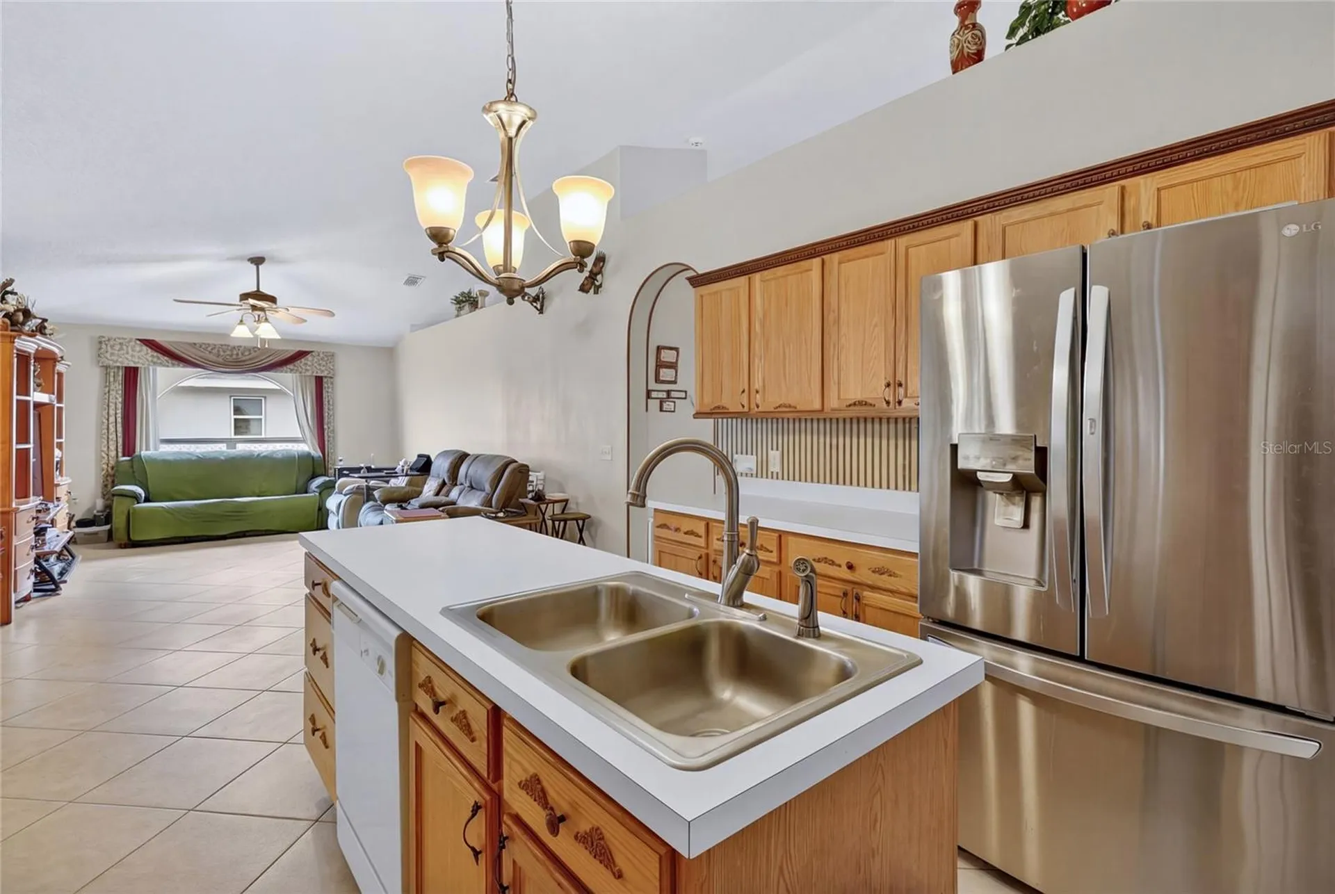 1912 Lakeview Place Kissimmee FL 34759