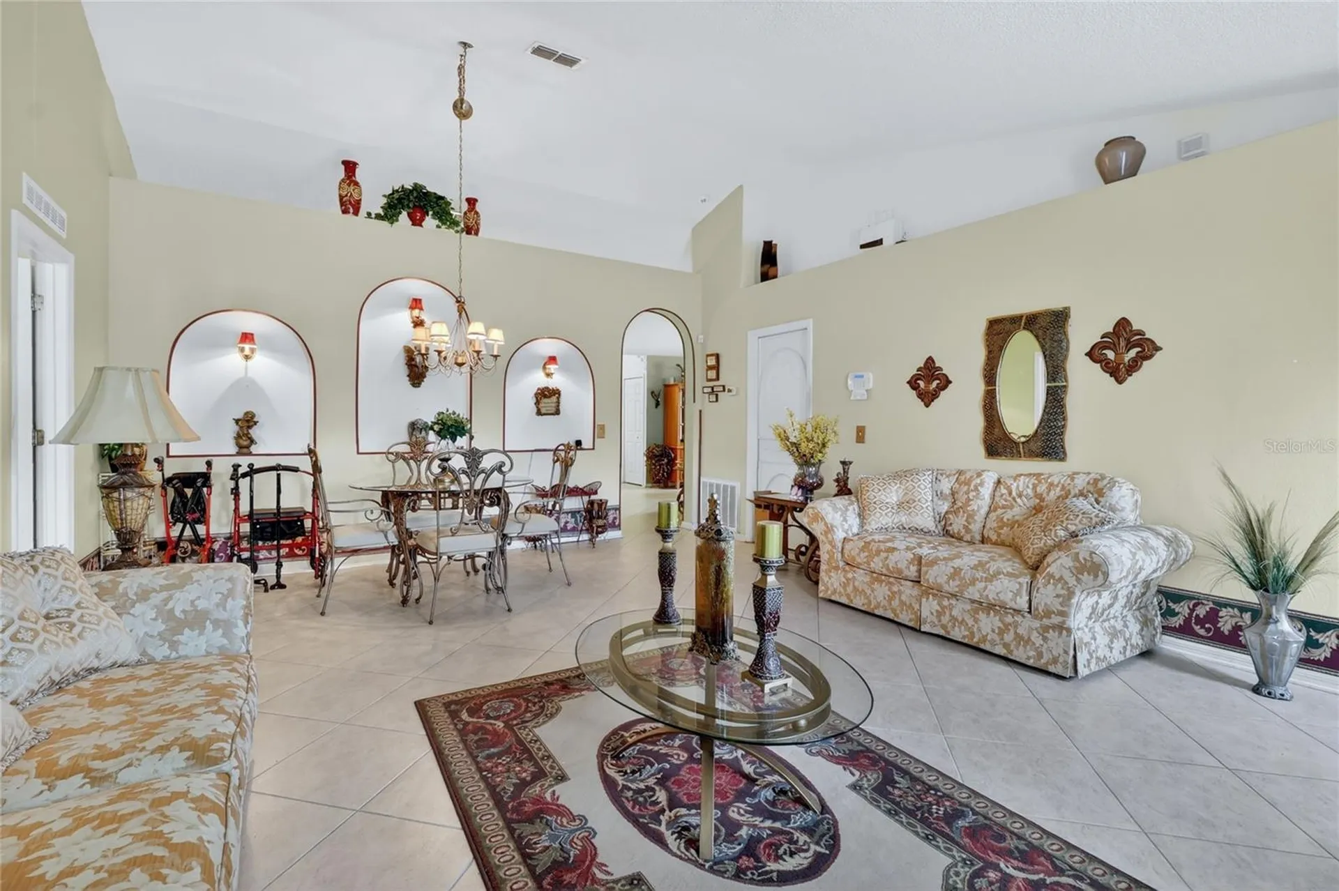1912 Lakeview Place Kissimmee FL 34759