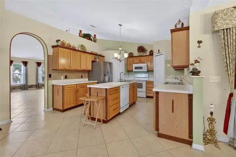 1912 Lakeview Place Kissimmee FL 34759