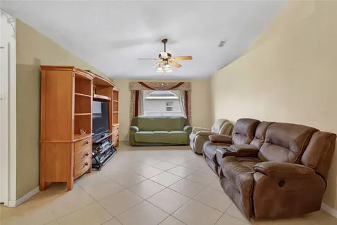 1912 Lakeview Place Kissimmee FL 34759