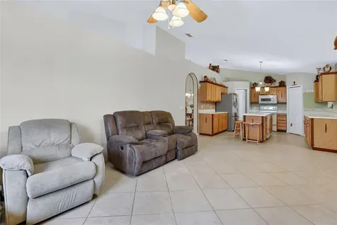 1912 Lakeview Place Kissimmee FL 34759