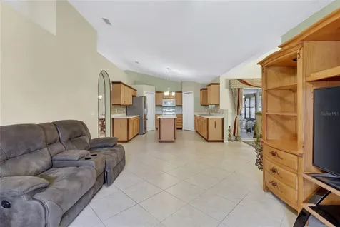 1912 Lakeview Place Kissimmee FL 34759