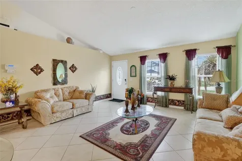 1912 Lakeview Place Kissimmee FL 34759