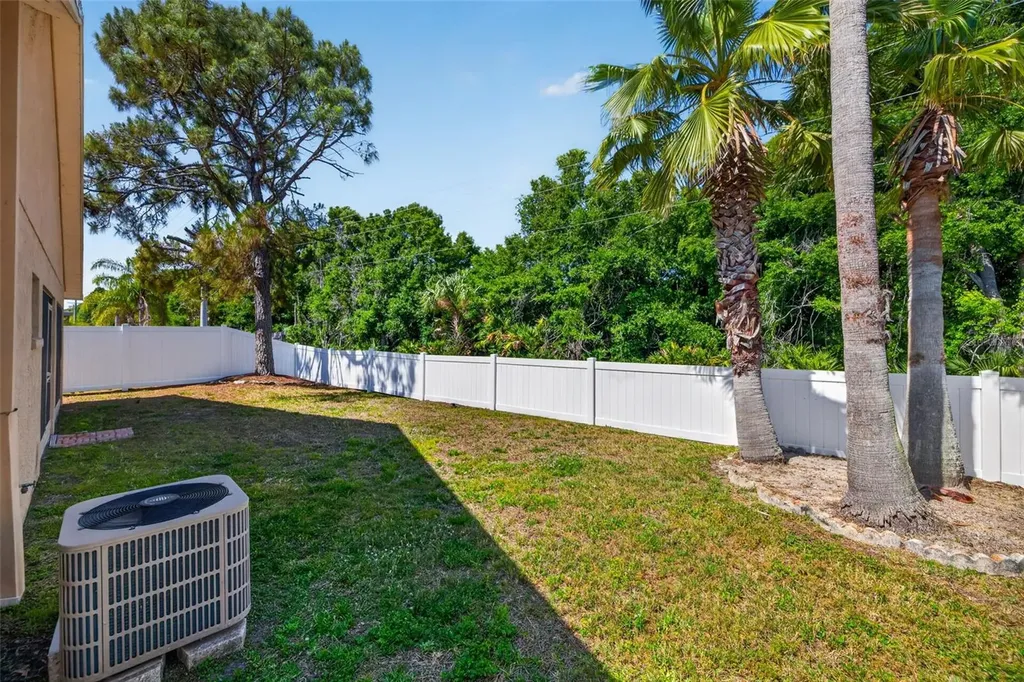 8525 Heyward Road Tampa FL 33635