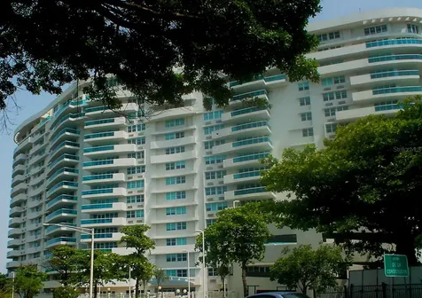 550 Avenue Constitucion San Juan PR 00907