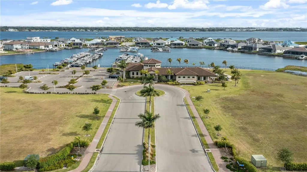 2121 6th Street E Palmetto FL 34221