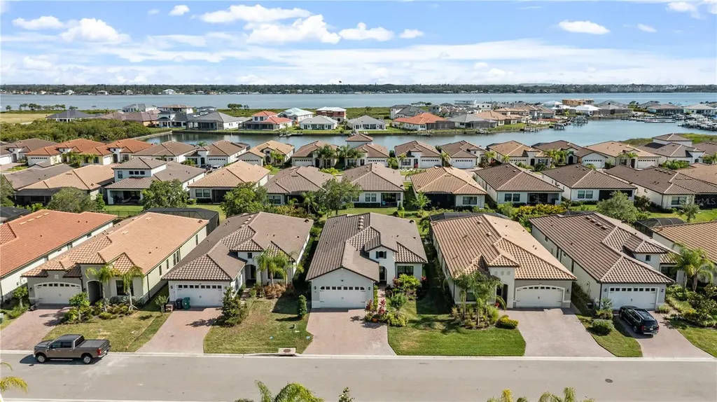 2121 6th Street E Palmetto FL 34221