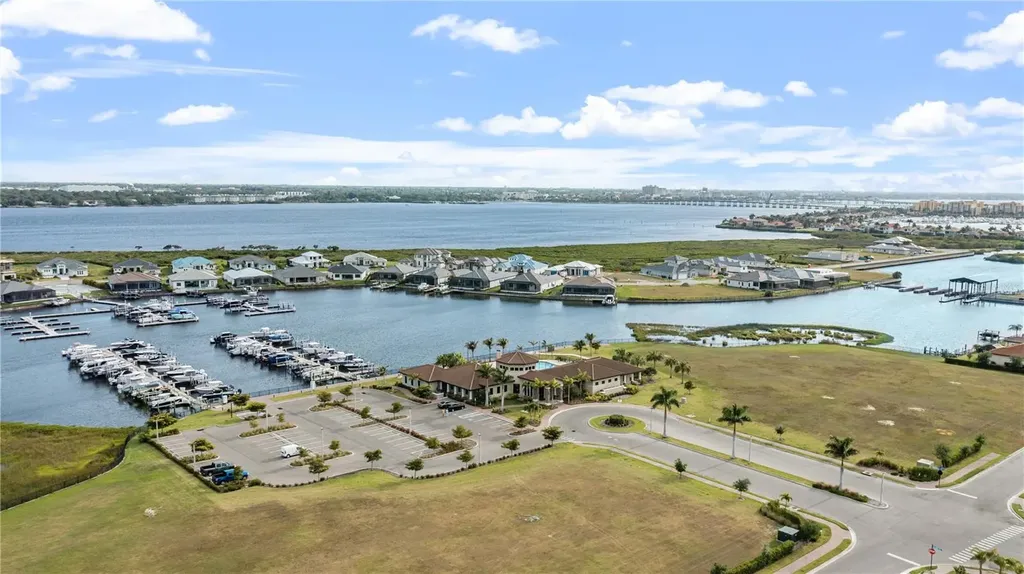 2121 6th Street E Palmetto FL 34221