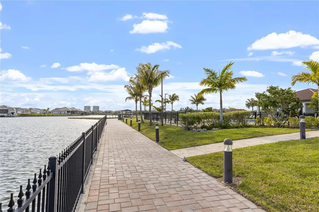 2121 6th Street E Palmetto FL 34221