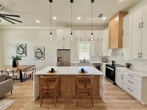 5637 Marinell Drive Orlando FL 32809