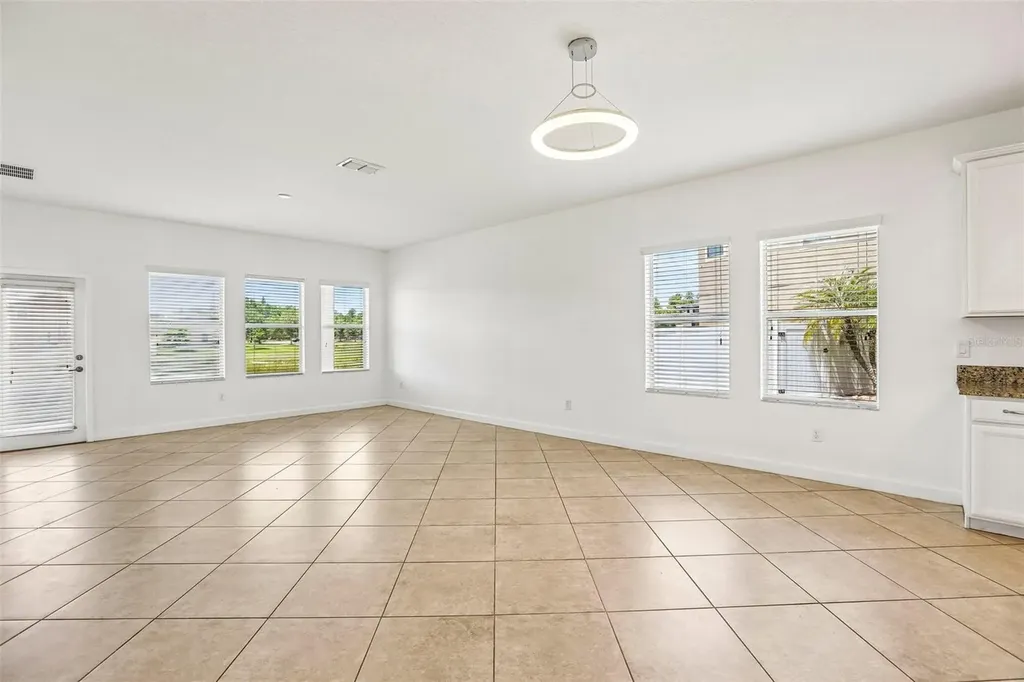 19417 Paddock View Drive Tampa FL 33647