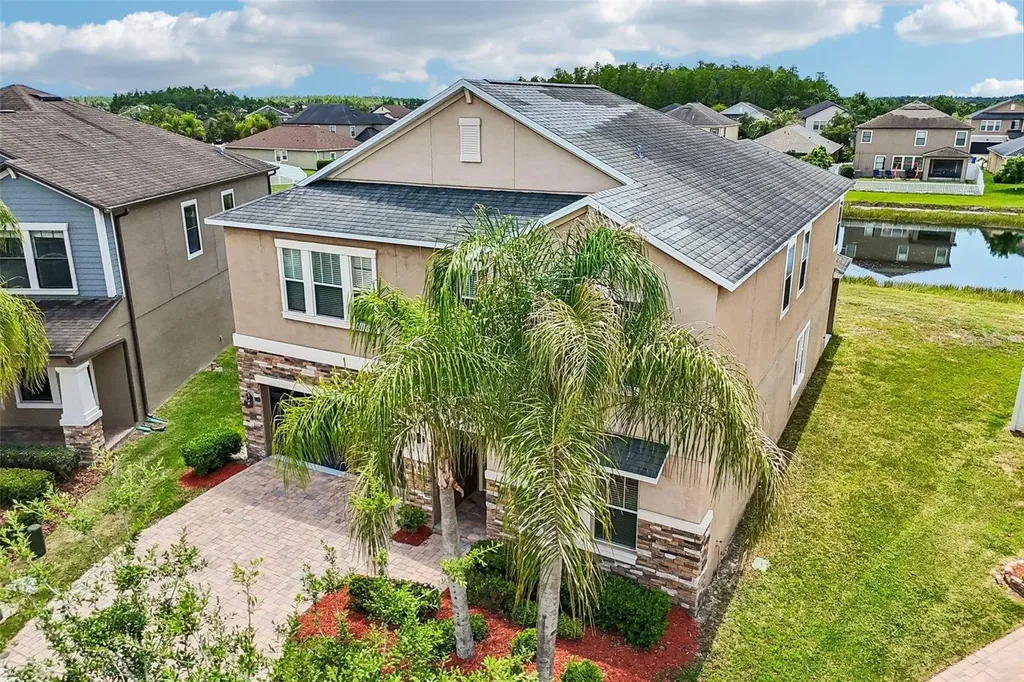19417 Paddock View Drive Tampa FL 33647
