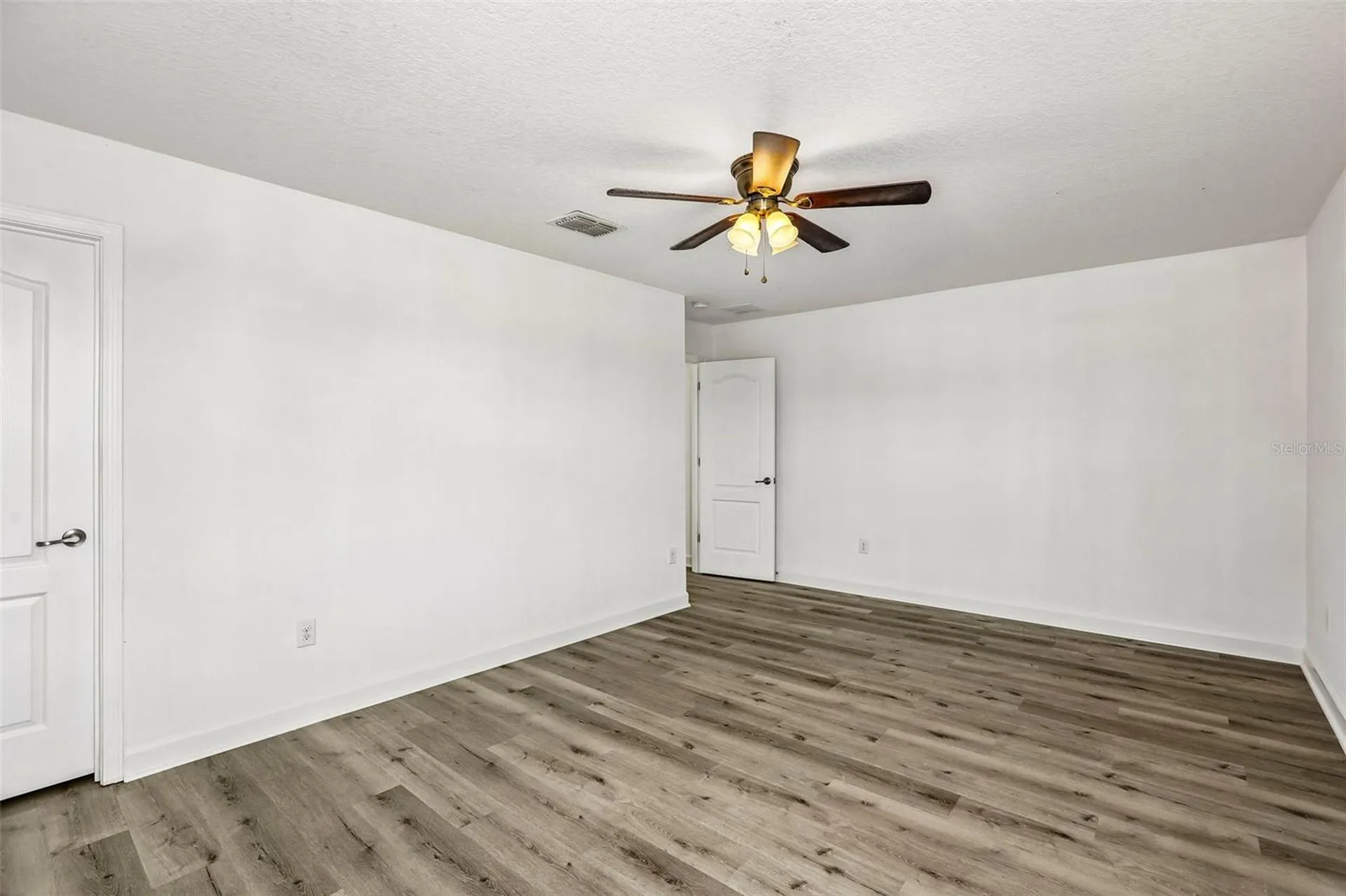 19417 Paddock View Drive Tampa FL 33647