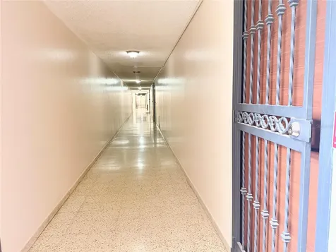 Cond. Laguna Gardens 2 Ave Laguna Carolina PR 00979