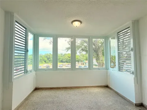 Cond. Laguna Gardens 2 Ave Laguna Carolina PR 00979