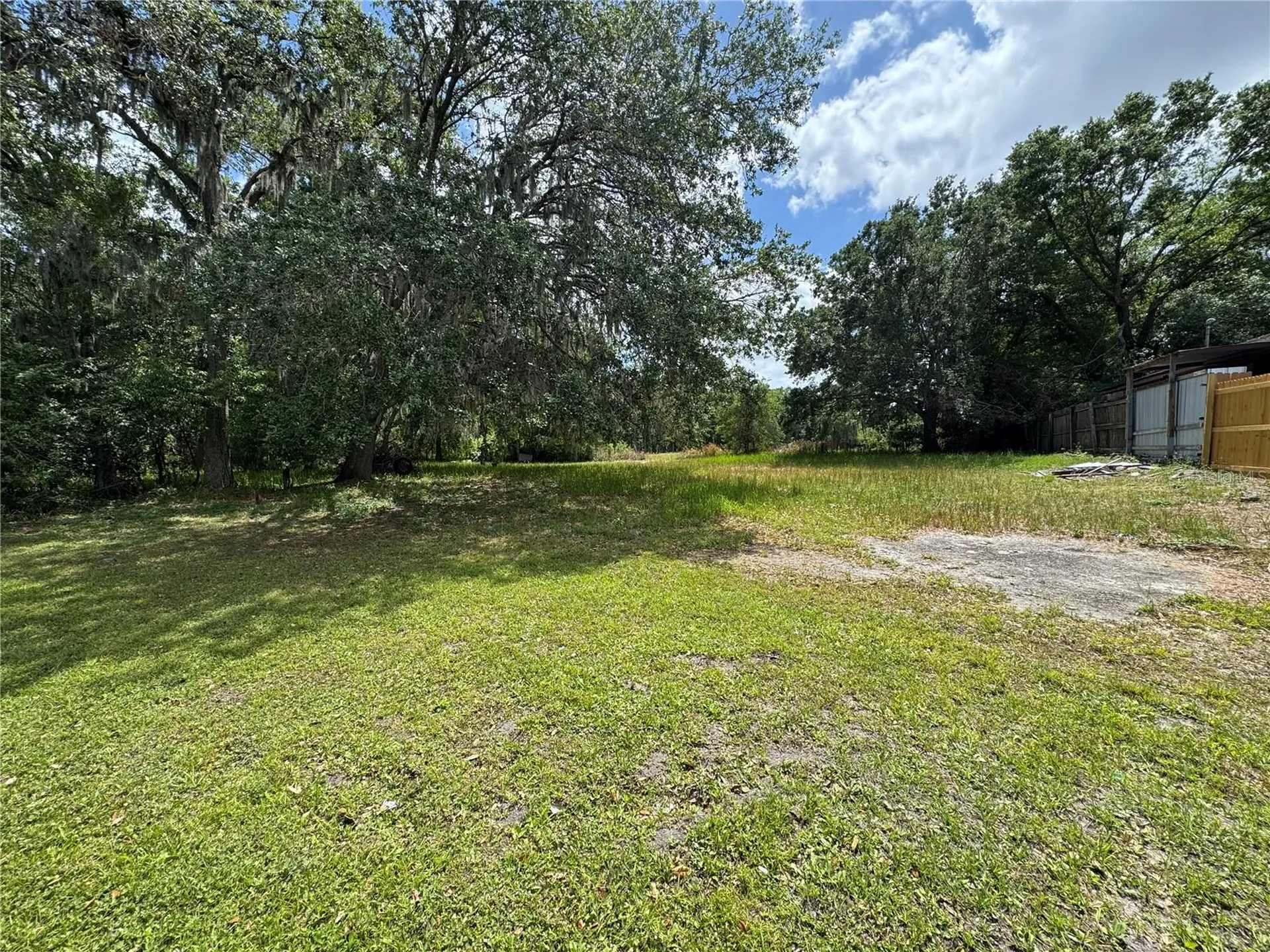 2424 Crystal Hills Loop E Lakeland FL 33801