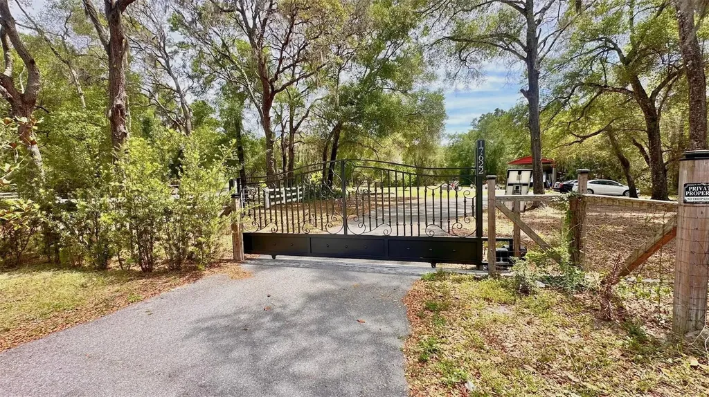 17622 Caufield Road Spring Hill FL 34610
