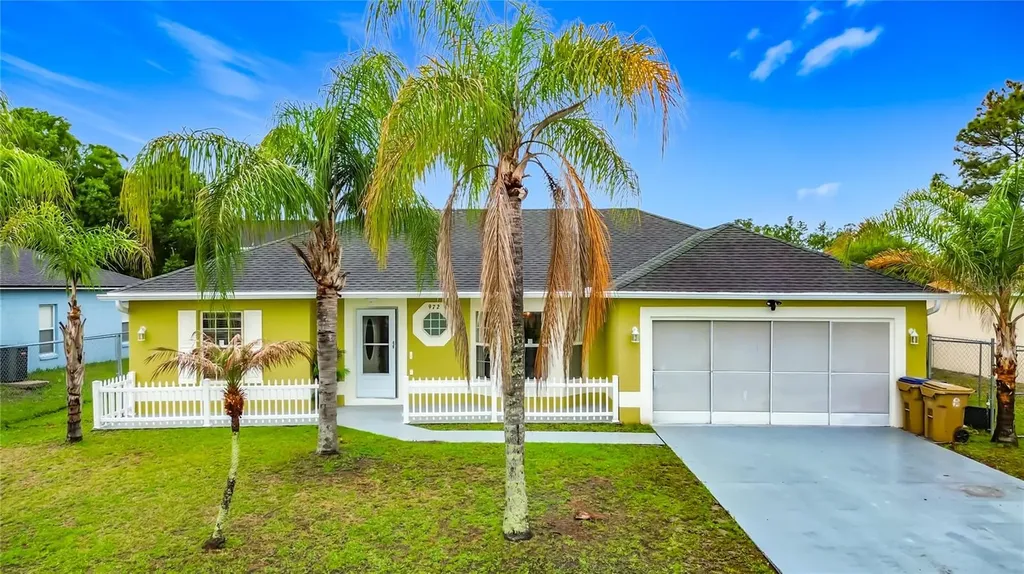 972 Cambridge Court Kissimmee FL 34758
