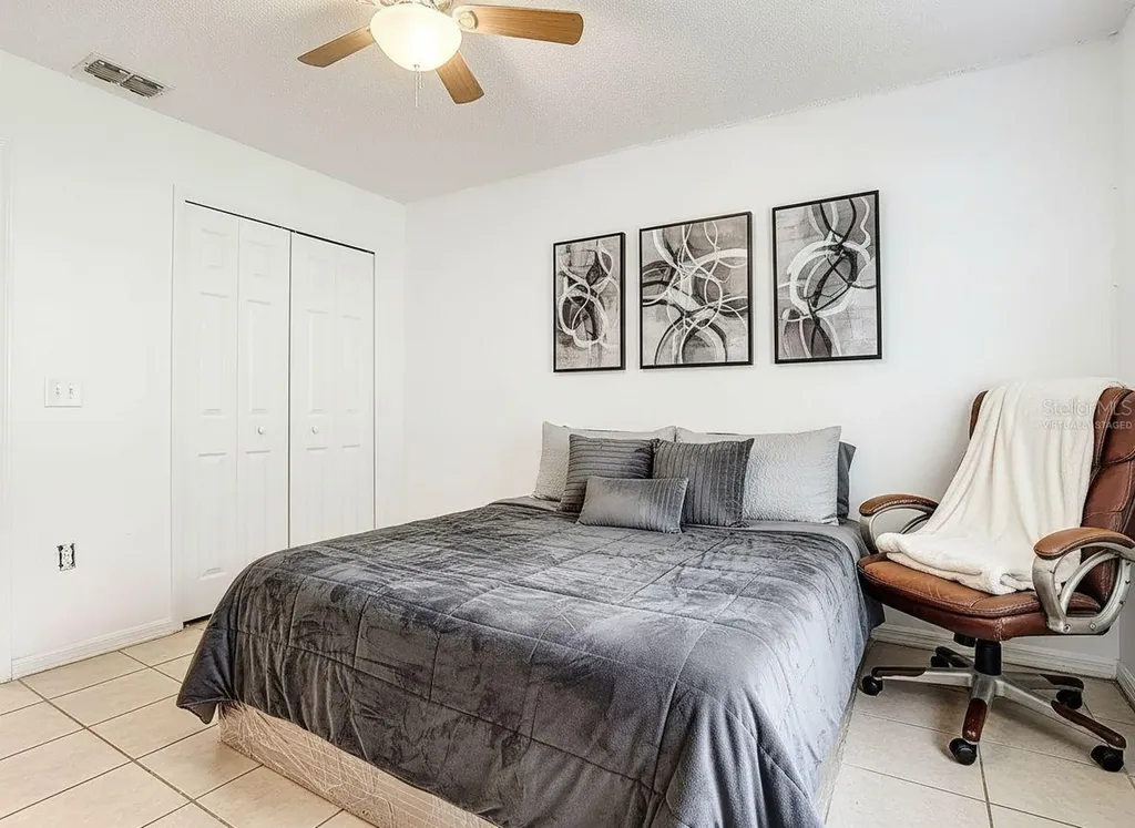 972 Cambridge Court Kissimmee FL 34758