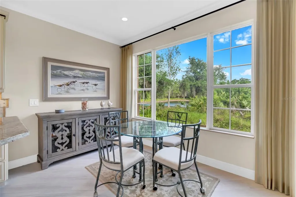 8204 Villa Grande Court Sarasota FL 34243
