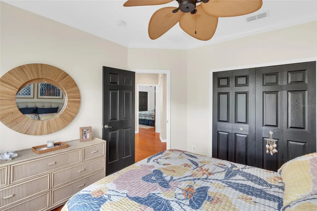 8204 Villa Grande Court Sarasota FL 34243