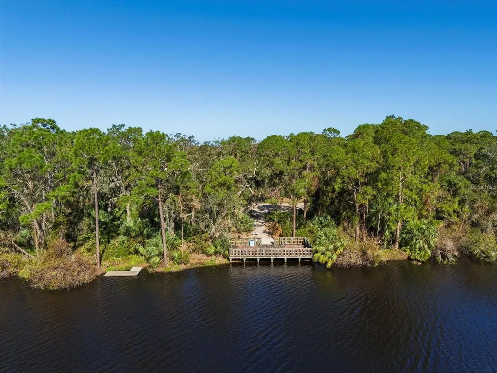 8204 Villa Grande Court Sarasota FL 34243
