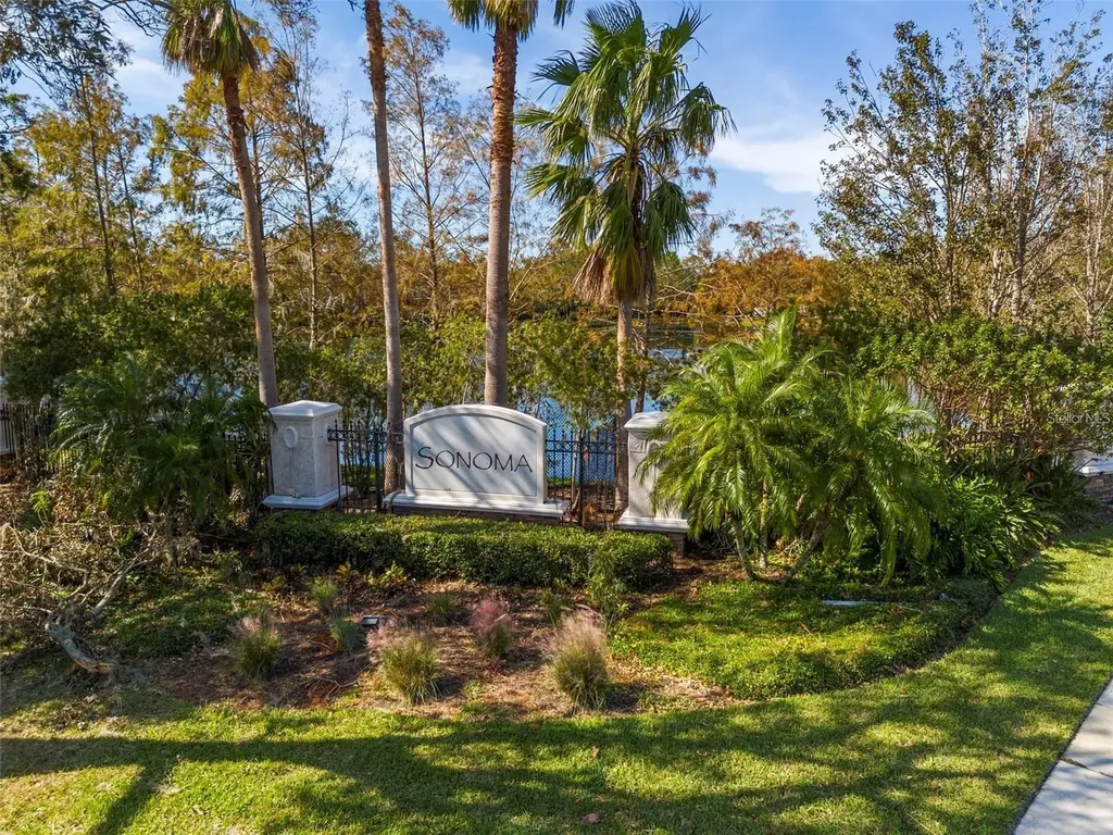 8204 Villa Grande Court Sarasota FL 34243