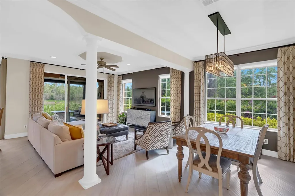 8204 Villa Grande Court Sarasota FL 34243